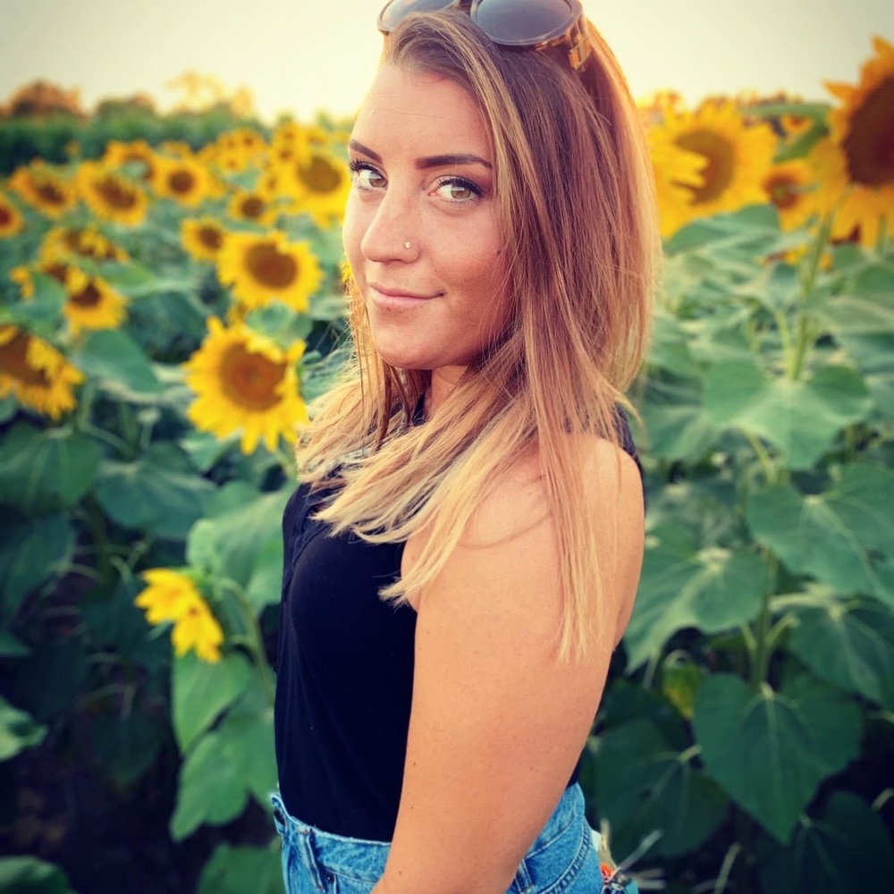 Meet your Posher, Brittney